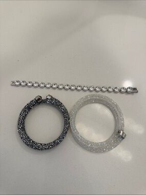 Sparkling Round Crystal Bracelet Set - Silver and Black